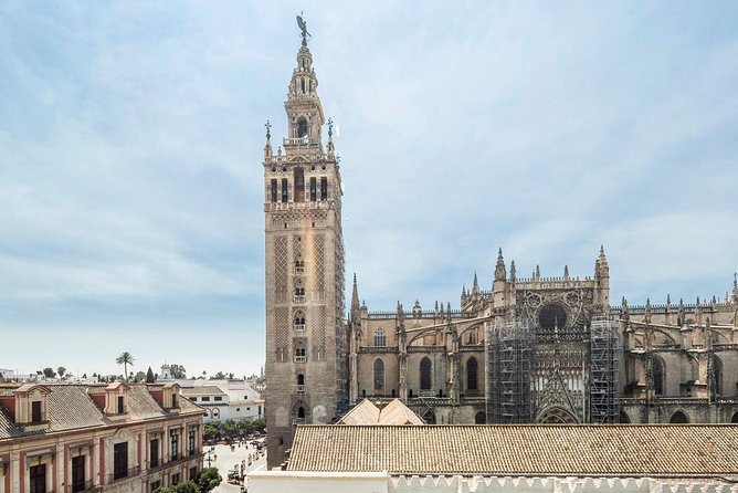 Seville Day Trip with Cathedral Entrance from Malaga - Lunch and free time: how to make it feel like your day, not a handoff