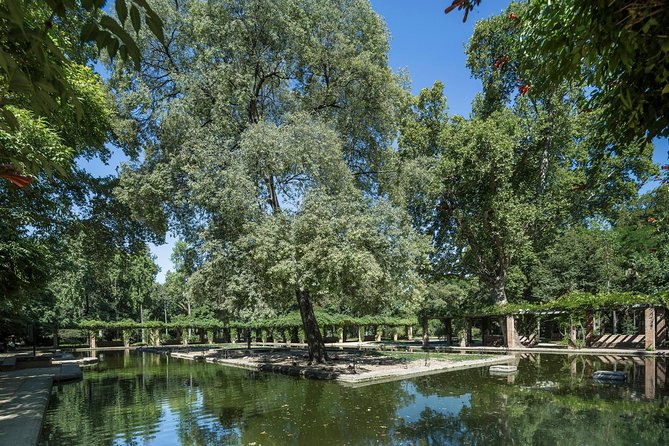 Seville Full Day Trip with Cathedral from Malaga - Royal Alcázar and Seville’s Royal Side