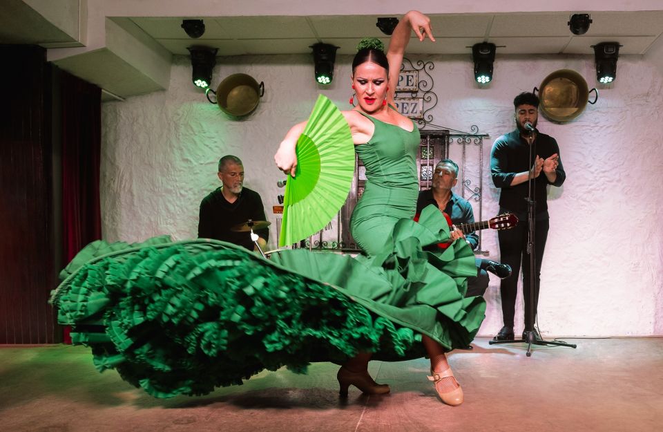 Torremolinos: Flamenco Show with Drinks - Should you book Torremolinos Flamenco Show with Drinks?