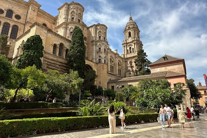 Ultimate Malaga History & Tapas - All Included Full Experience - Wine tasting: included, but keep your expectations local